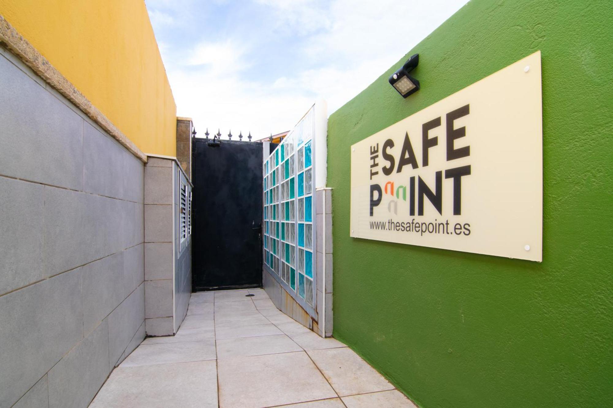 The Safe Point Suites Castillo Castillo del Romeral Εξωτερικό φωτογραφία