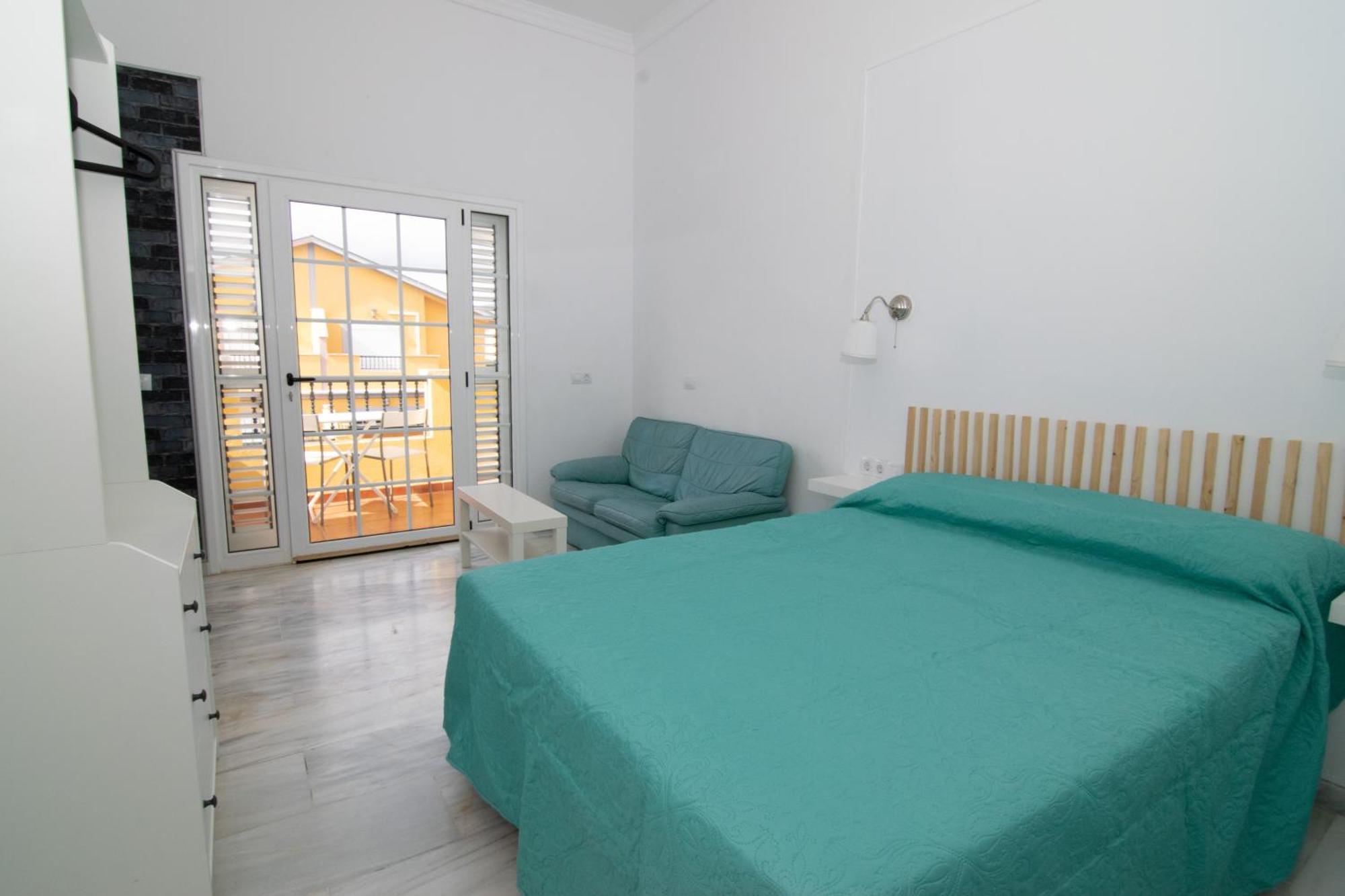The Safe Point Suites Castillo Castillo del Romeral Εξωτερικό φωτογραφία